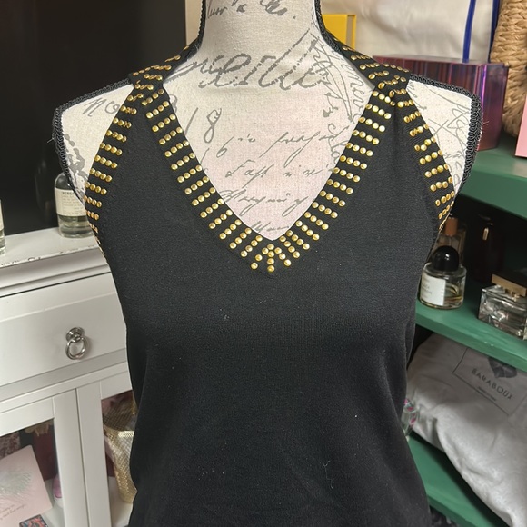 Black and gold skirt and top - Picture 2 of 6